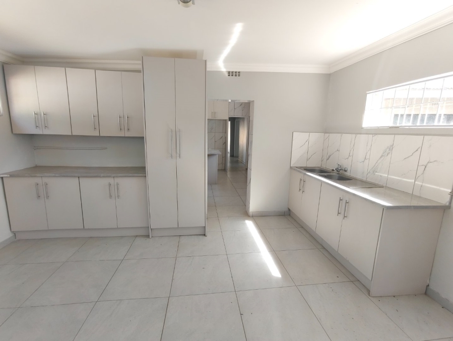 To Let 4 Bedroom Property for Rent in Bayswater Free State